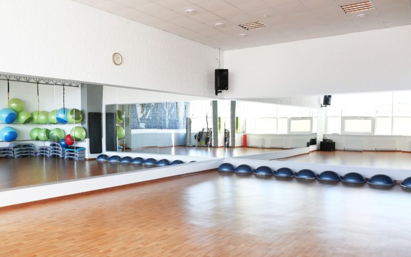specchio a muro palestra